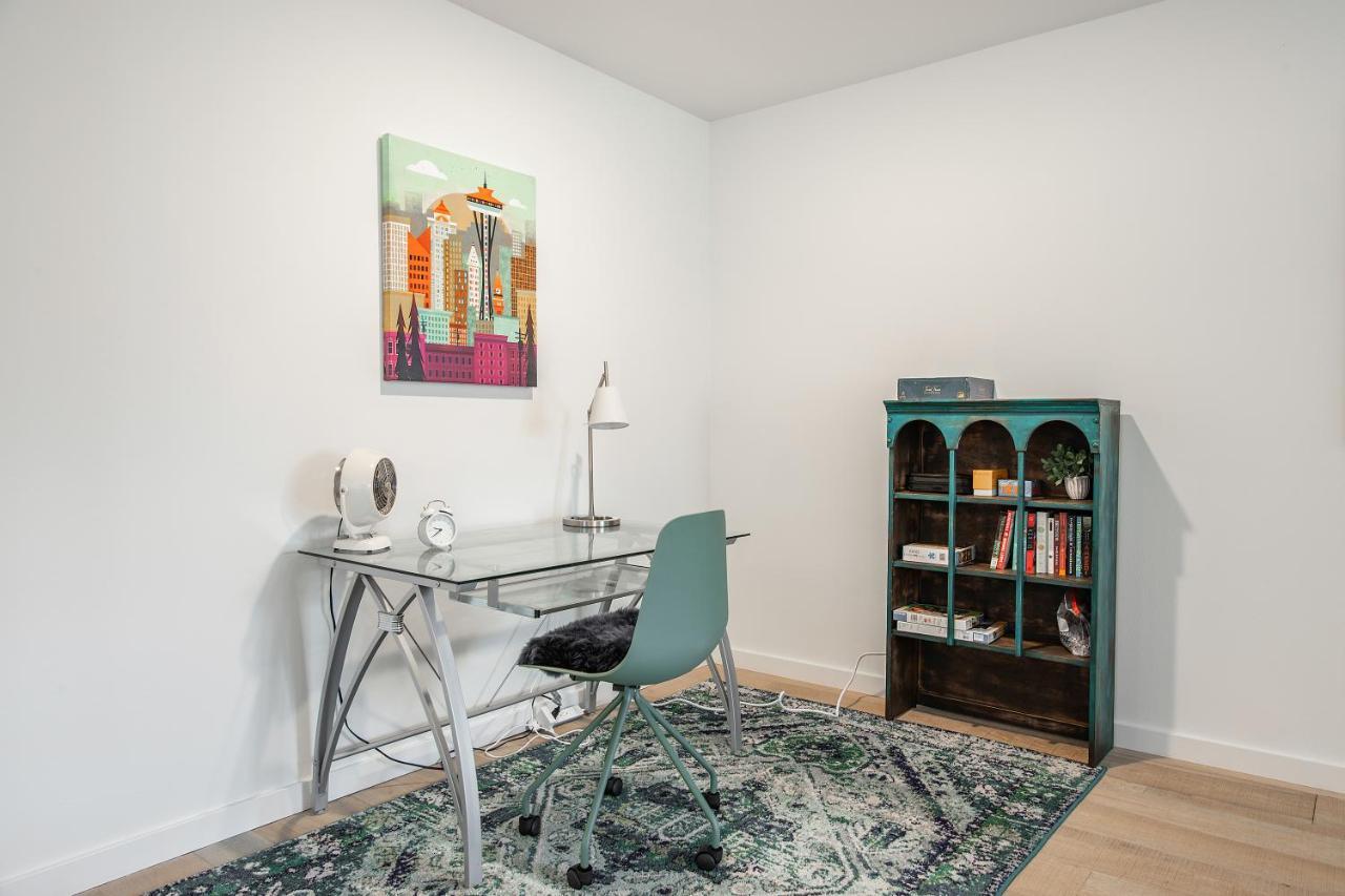 Ballard Home Base - Comfy Modern House In シアトル エクステリア 写真